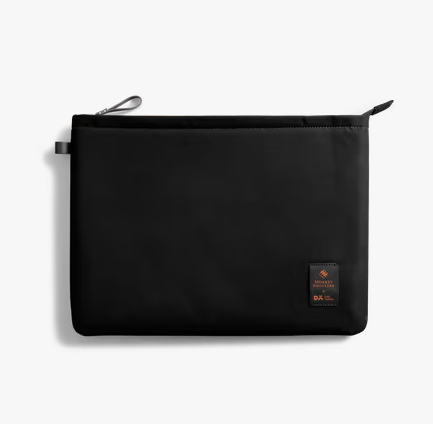 Daily Objects - Monkey Shoulder x DO Black Skipper Sleeve Medium